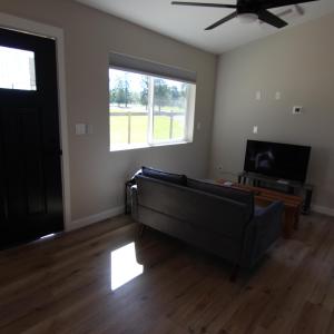 2110 Ferro Carril Road - Includes Utilities