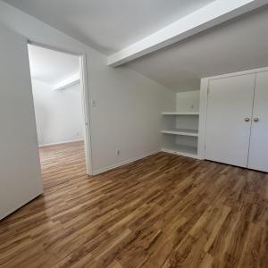5600 Cascabel #A - Includes most utilities