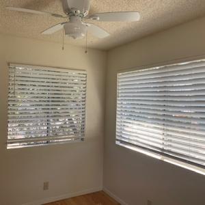 2 Bedroom, 1 Bath Upstairs apartment with in unit washer and dryer