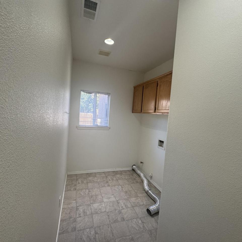 1013 Running Stag Way, Paso Robles - 3 Bed, 2 Bath Home