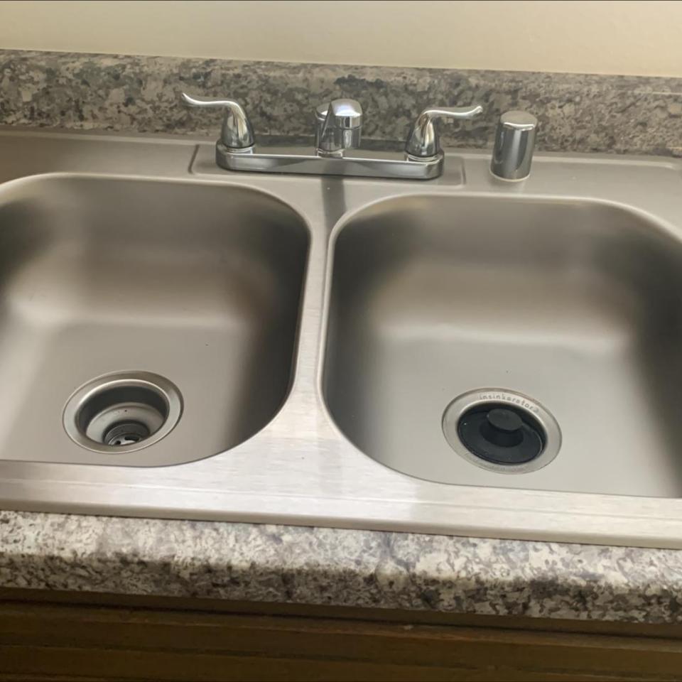 10310 El Camino Real #2, Atascadero - Available.