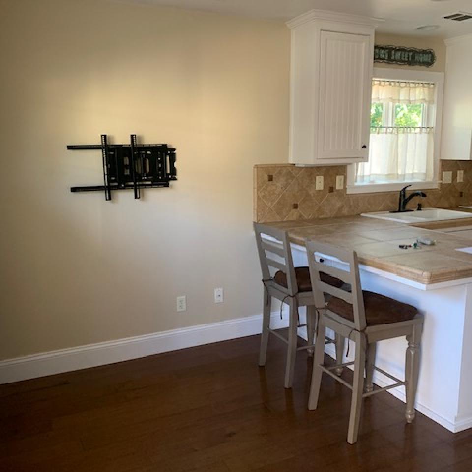 Kitchen at bar area