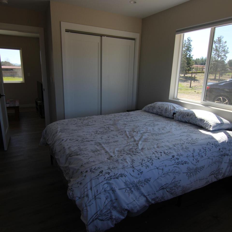 2110 Ferro Carril Road - Includes Utilities