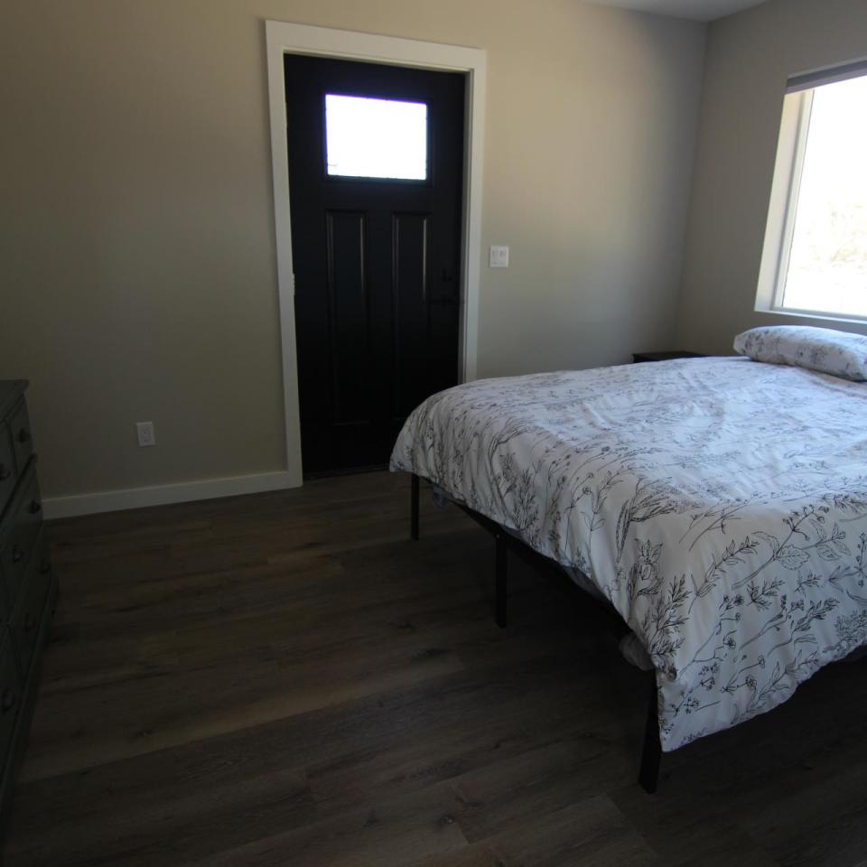 2110 Ferro Carril Road - Includes Utilities