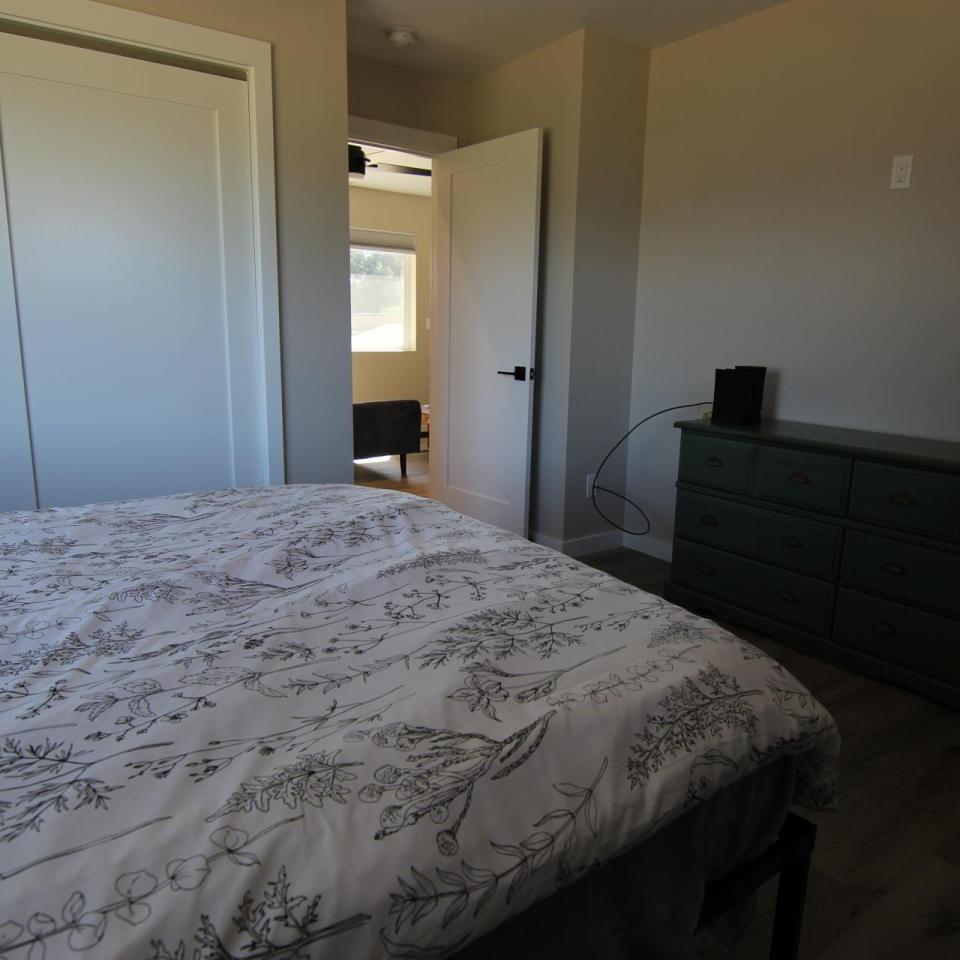 2110 Ferro Carril Road - Includes Utilities