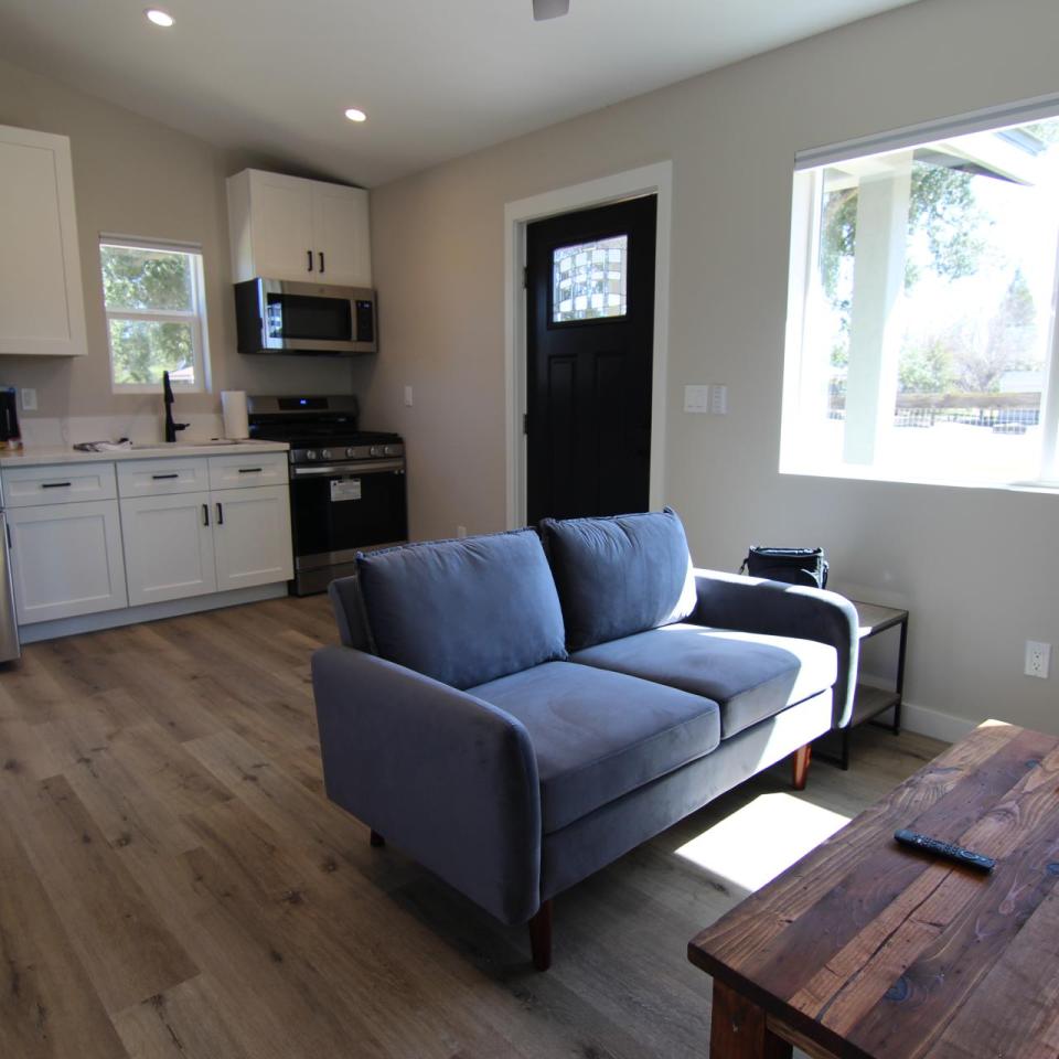 2110 Ferro Carril Road - Includes Utilities