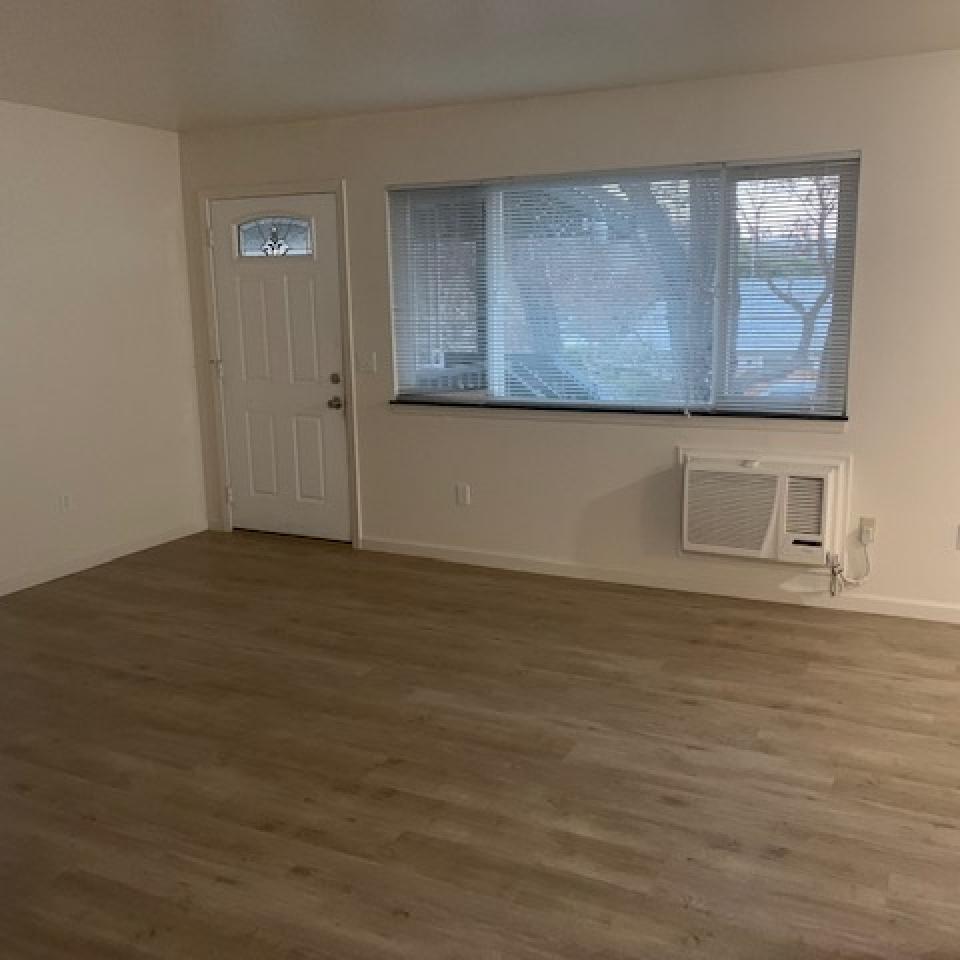 275 11th Street, San Miguel 