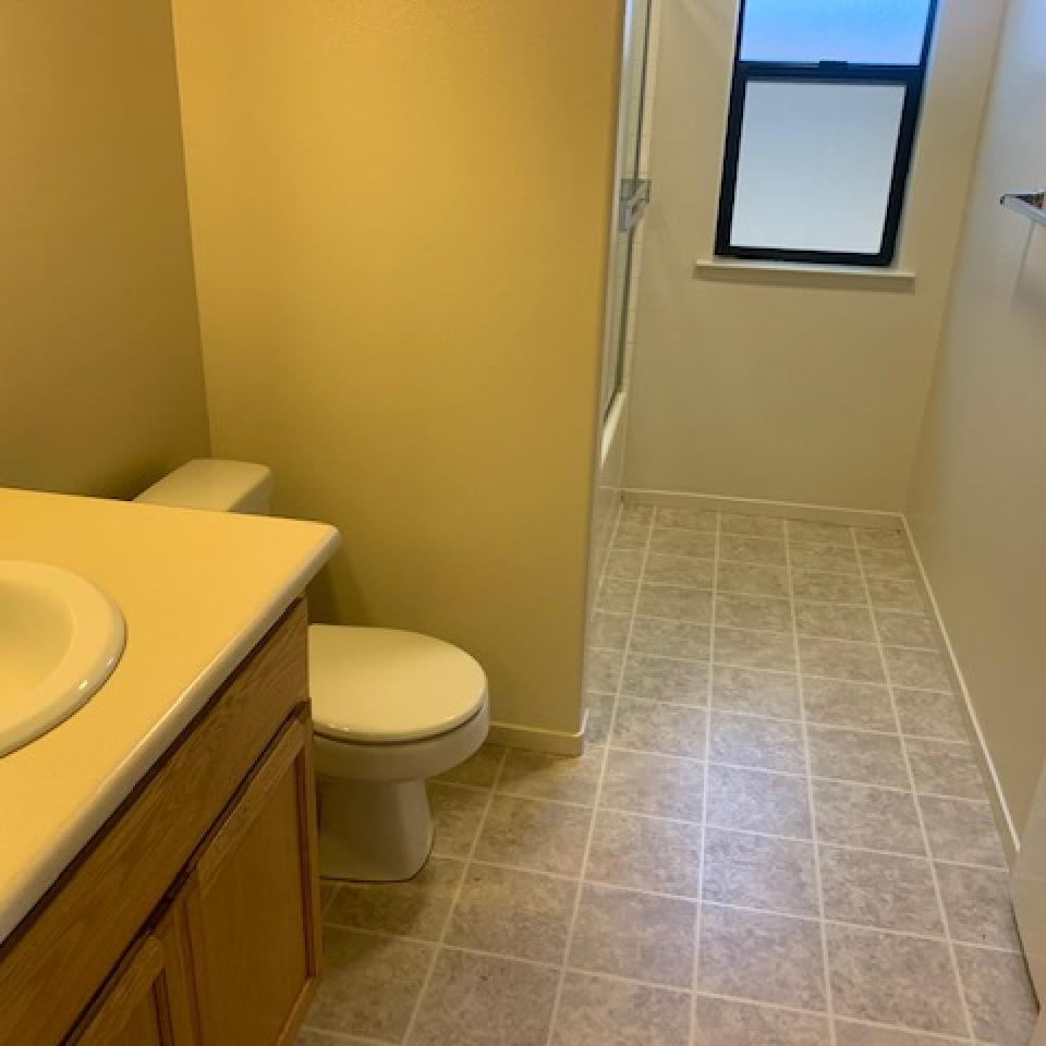 5235 El Camino Real, Atascadero 2 BD, 1 BA + W/D