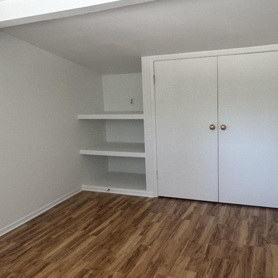 5600 Cascabel #A - Includes most utilities