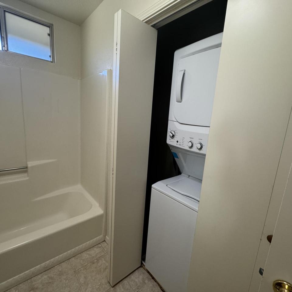 6305 Marchant #G - 2 Bedroom, 1 Bath Upstairs with in unit washer and dryer