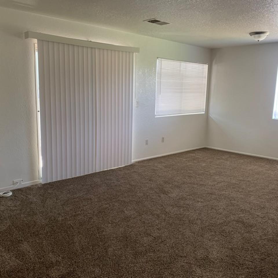 2 Bedrooms, 1 Bath Downstairs Apartment