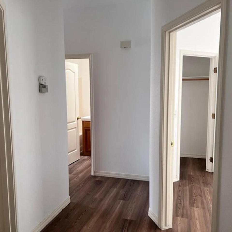 932 Calle Cynthia 
