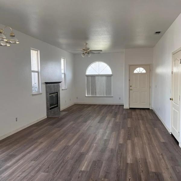 932 Calle Cynthia 